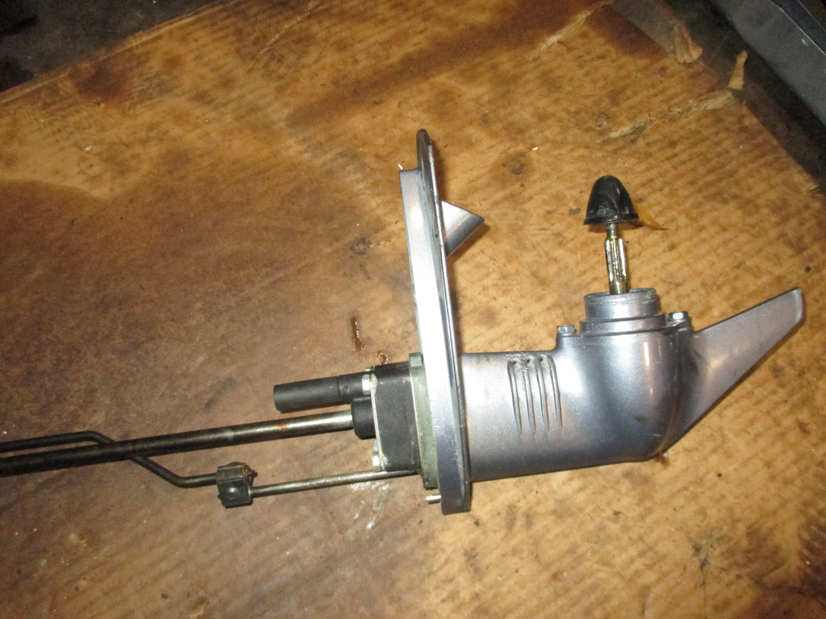 Yamaha 2.5hp 4 stroke outboard lower unit