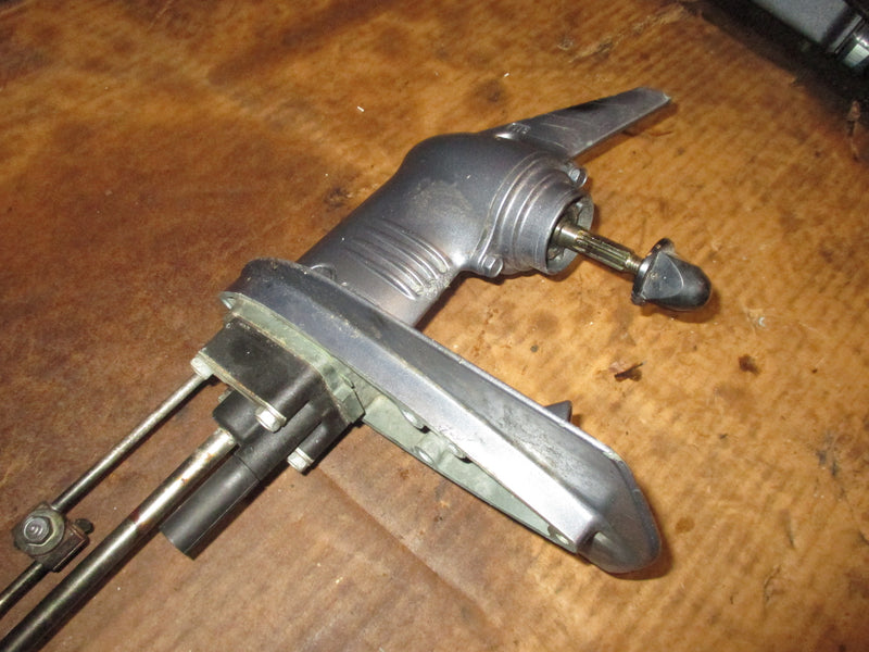 Yamaha 2.5hp 4 stroke outboard lower unit