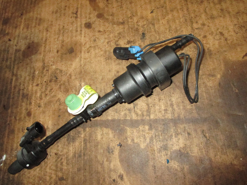 Mercury Verado 150hp outboard fuel filter and sensor