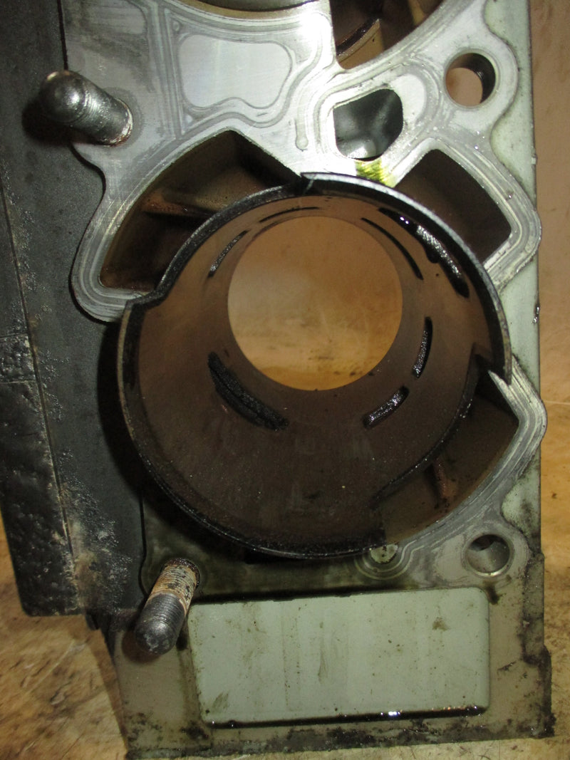 Suzuki DT150 150hp 2 stroke outboard starboard cylinder block
