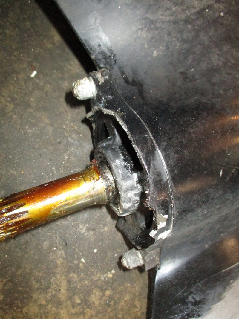 Mercury Saltwater Series 115hp outboard 20" shaft lower unit