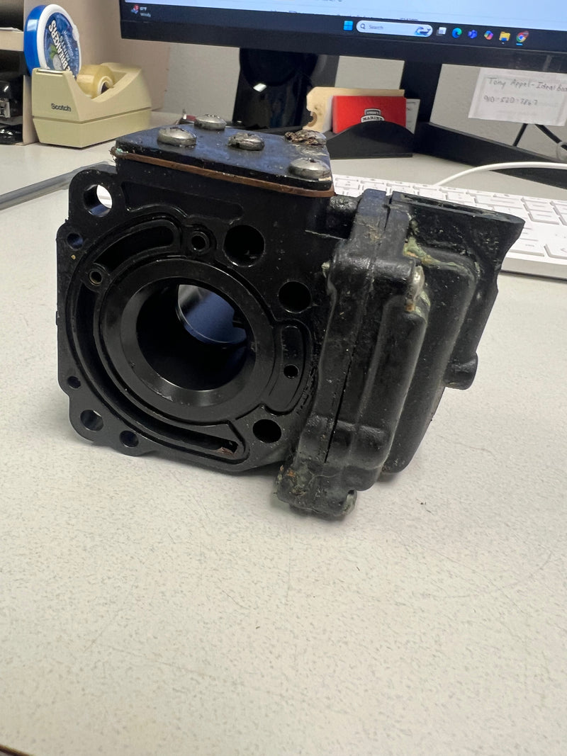 Evinrude Ocean Pro 150hp 2 stroke outboard carburetor 343870