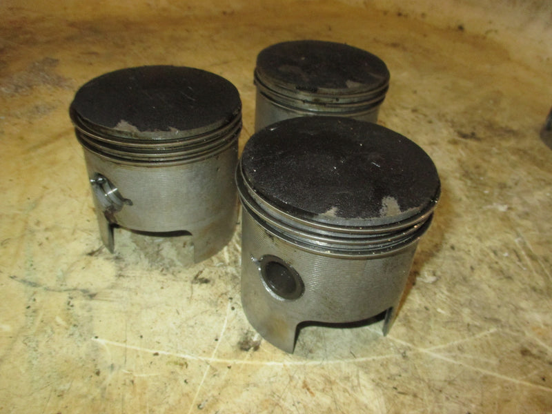 Suzuki DT150 150hp 2 stroke outboard port piston set of 3 (12120-88D41)