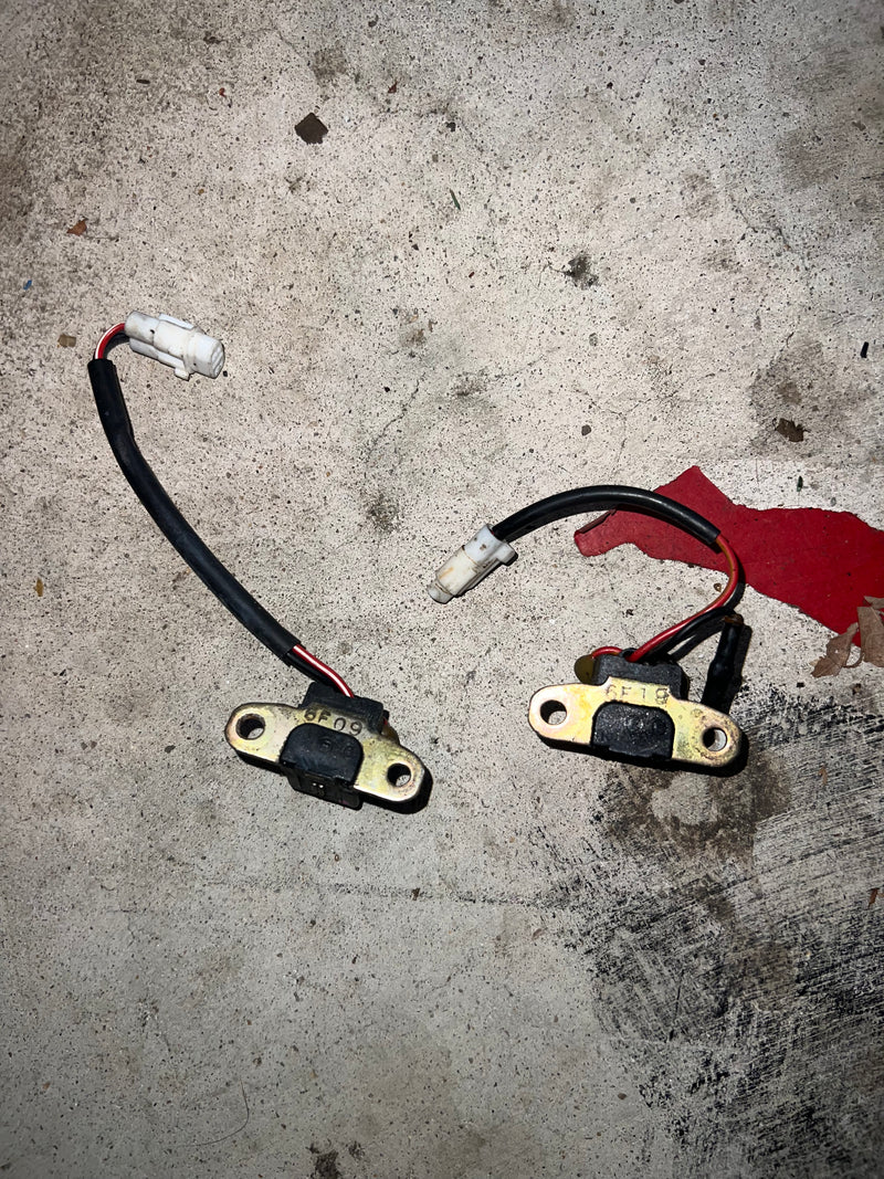 Mercury 25hp 4 stroke outboard pulsor coil set of 2 (898101146)