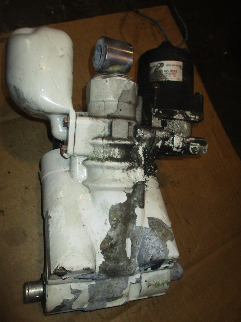 Evinrude Ficht 150hp outboard tilt trim unit