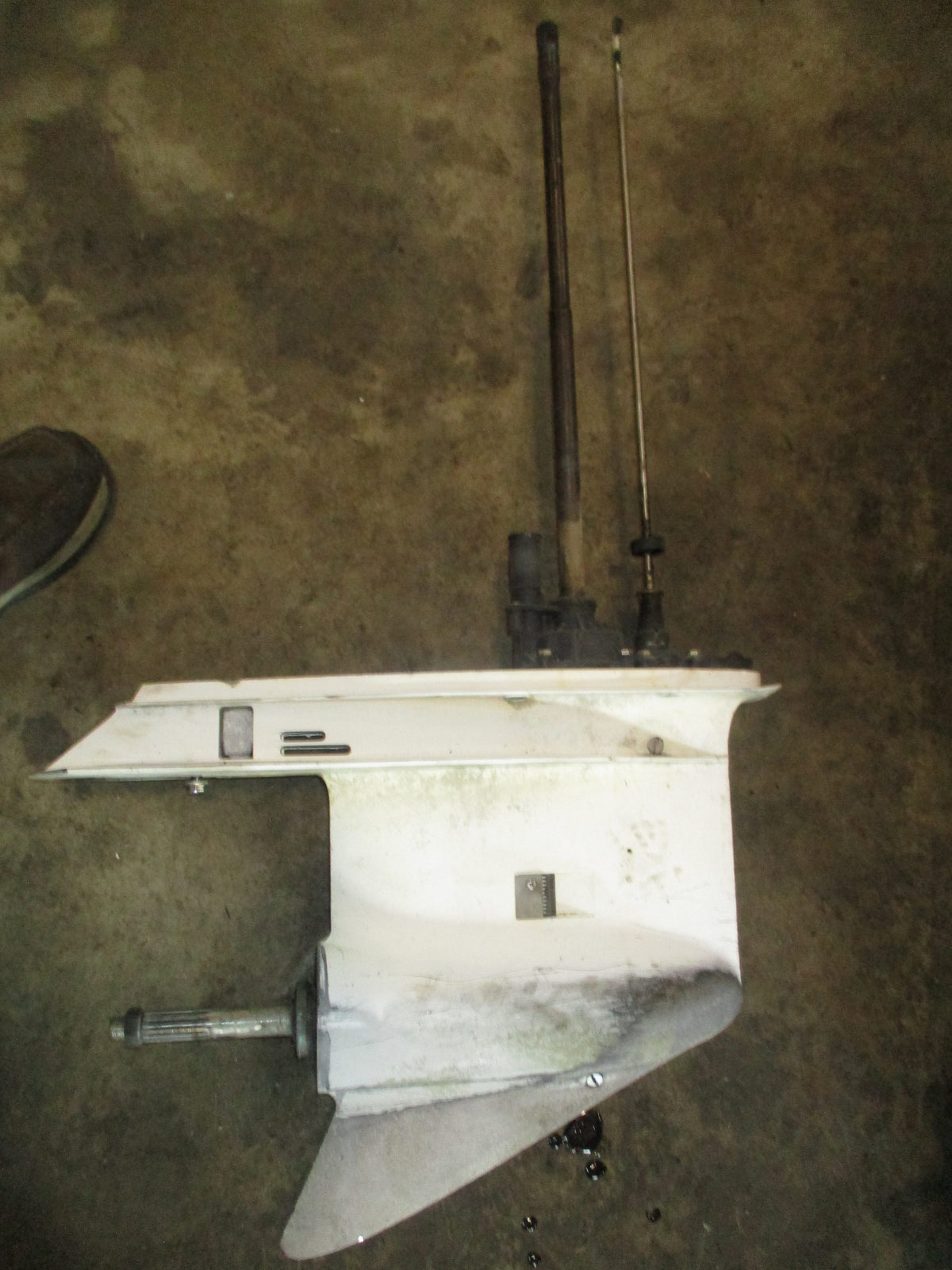 Evinrude Ficht 150hp outboard 25" lower unit