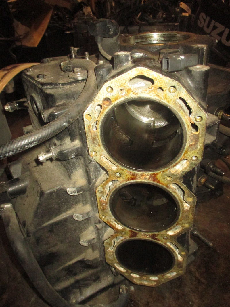 Evinrude Ficht 250hp 2 stroke Outboard Crankcase Block