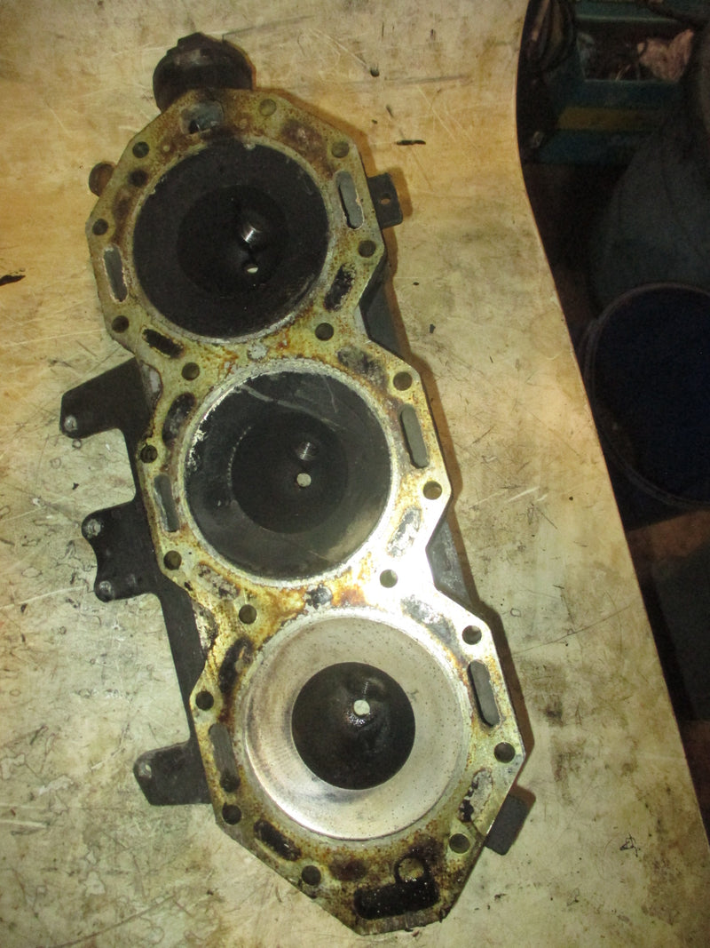 Evinrude Ficht 250hp 2 stroke Outboard Port Cylinder Head (348240)