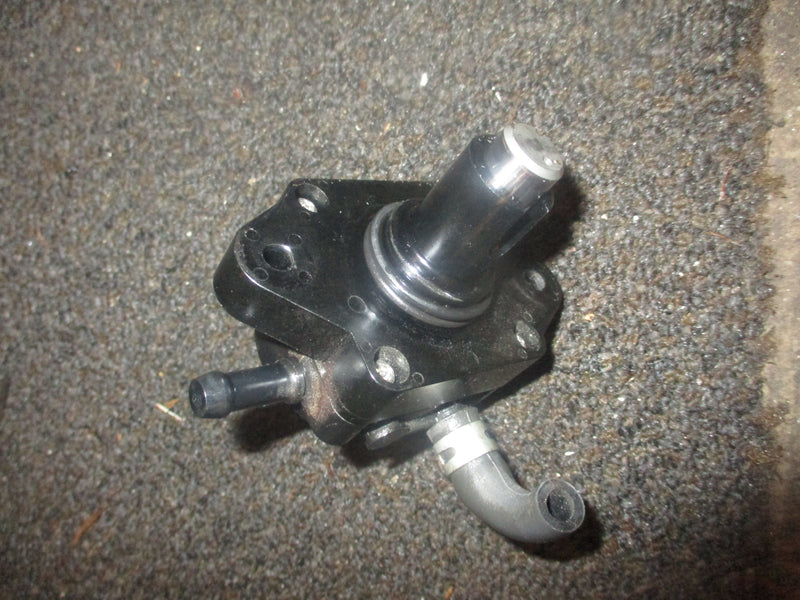 Suzuki DF140 outboard fuel pump (15100-90J10)
