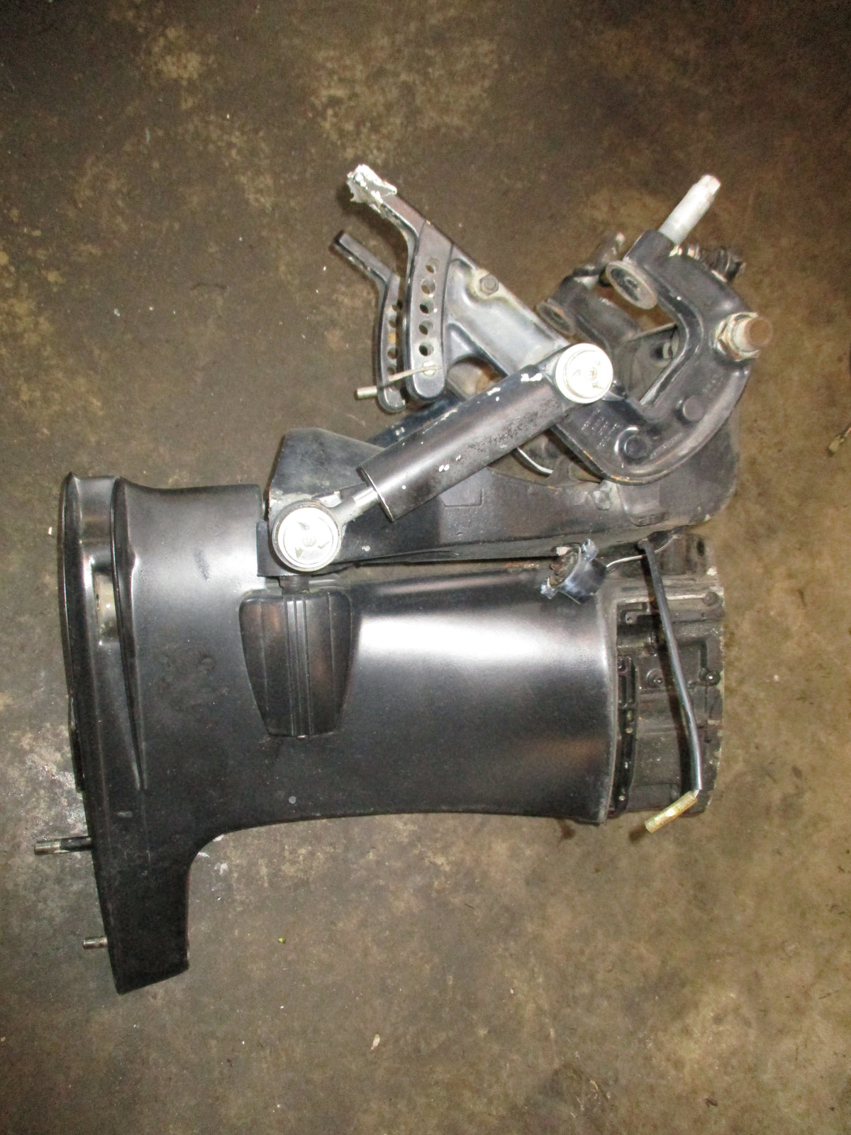 Mercury 70hp 2 stroke outboard 20" shaft mid section