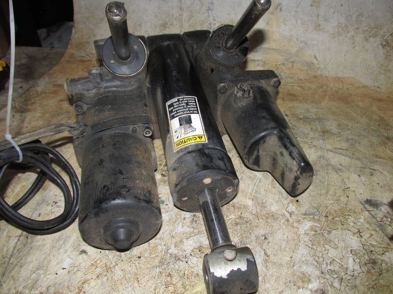 Mercury Optimax 225hp 2 Stroke Outboard Tilt Trim Unit (8M0231193)