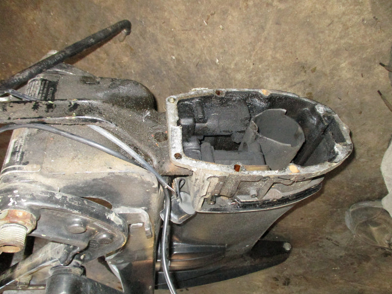 Mercury 70hp 2 stroke outboard 20" shaft mid section