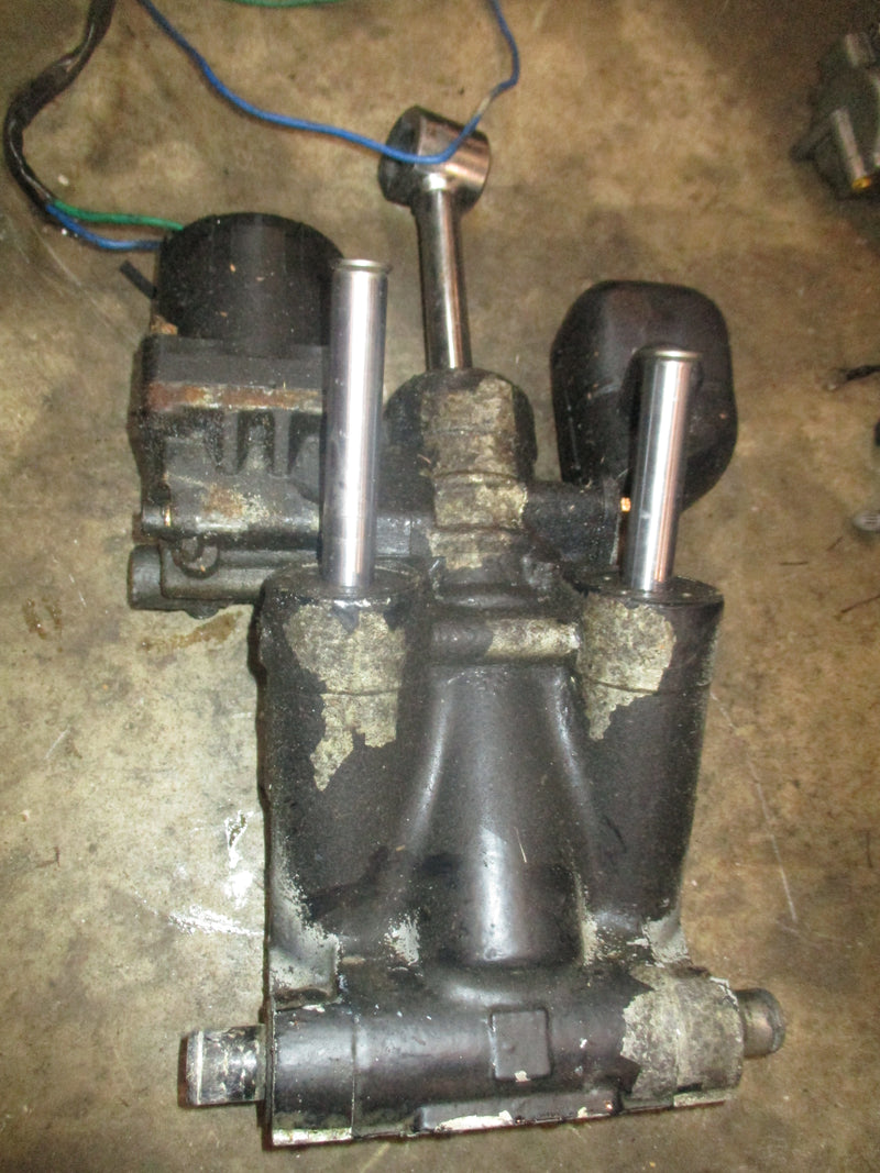 evinrude 50 2 stroke 3 CYL outboard tilt trim unit