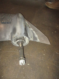 Load image into Gallery viewer, Yamaha 175hp 2 Stroke Carbureted outboard 25" Lower Unit
