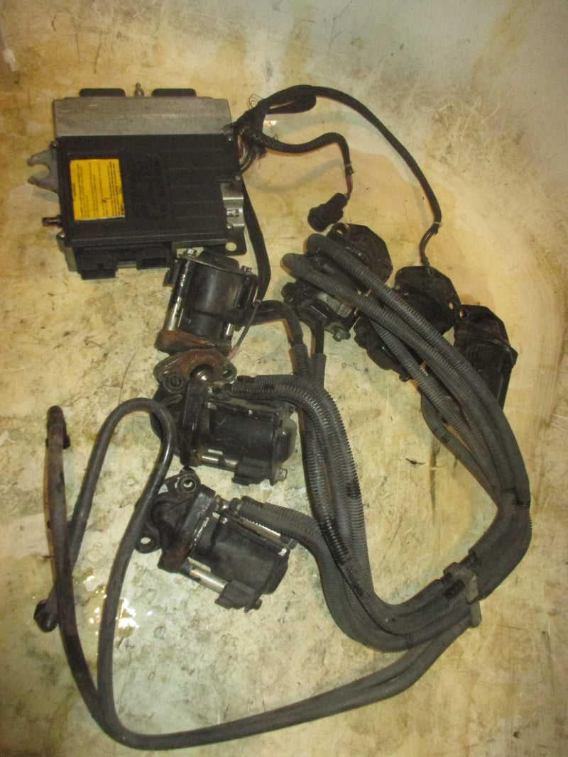 Evinrude Ficht 250hp 2 stroke Outboard Fuel Injector Set and ECU (5004285)