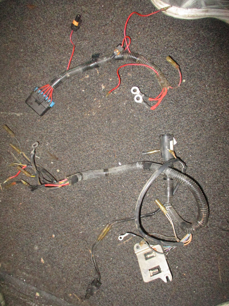Mercury 135hp 2 stroke outboard engine wiring harness (84-857166-A1)