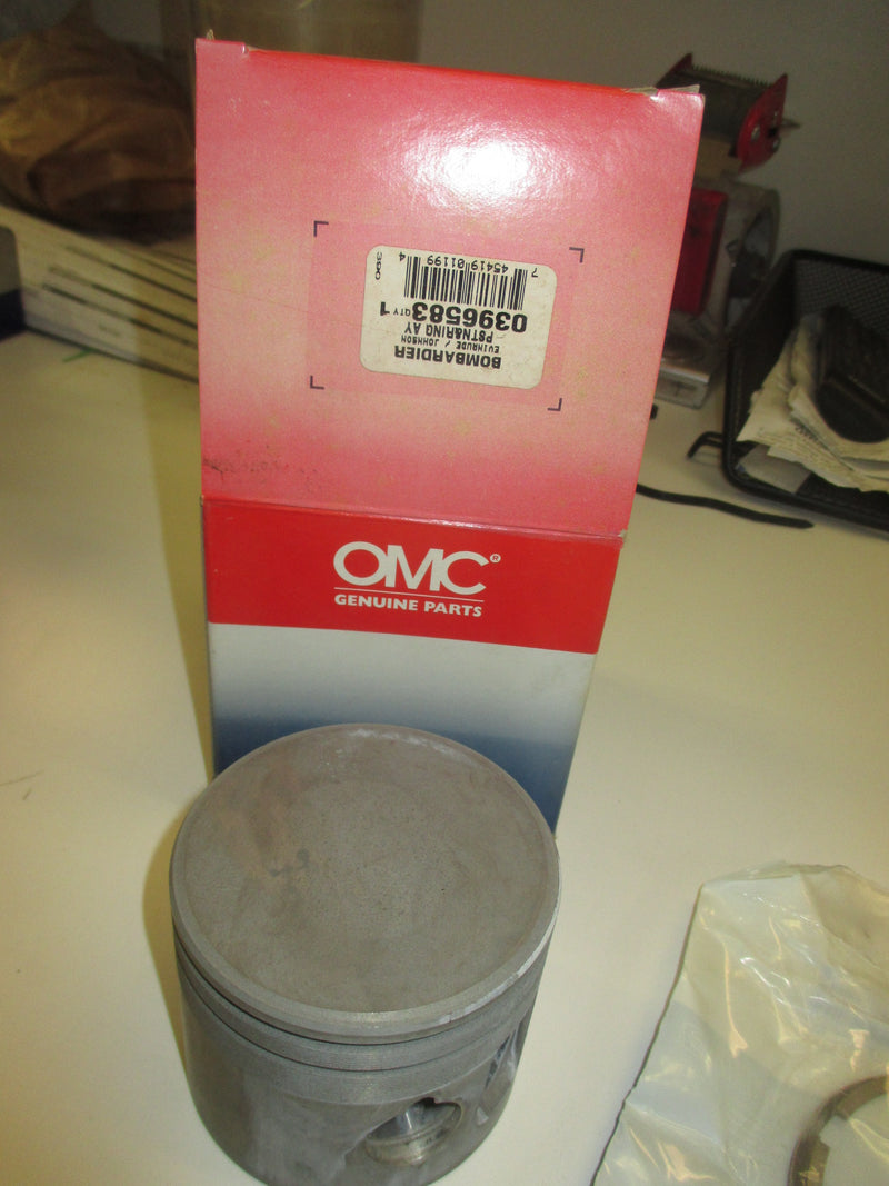 Johnson Evinrude OMC outboard piston and ring assembly (0396583)