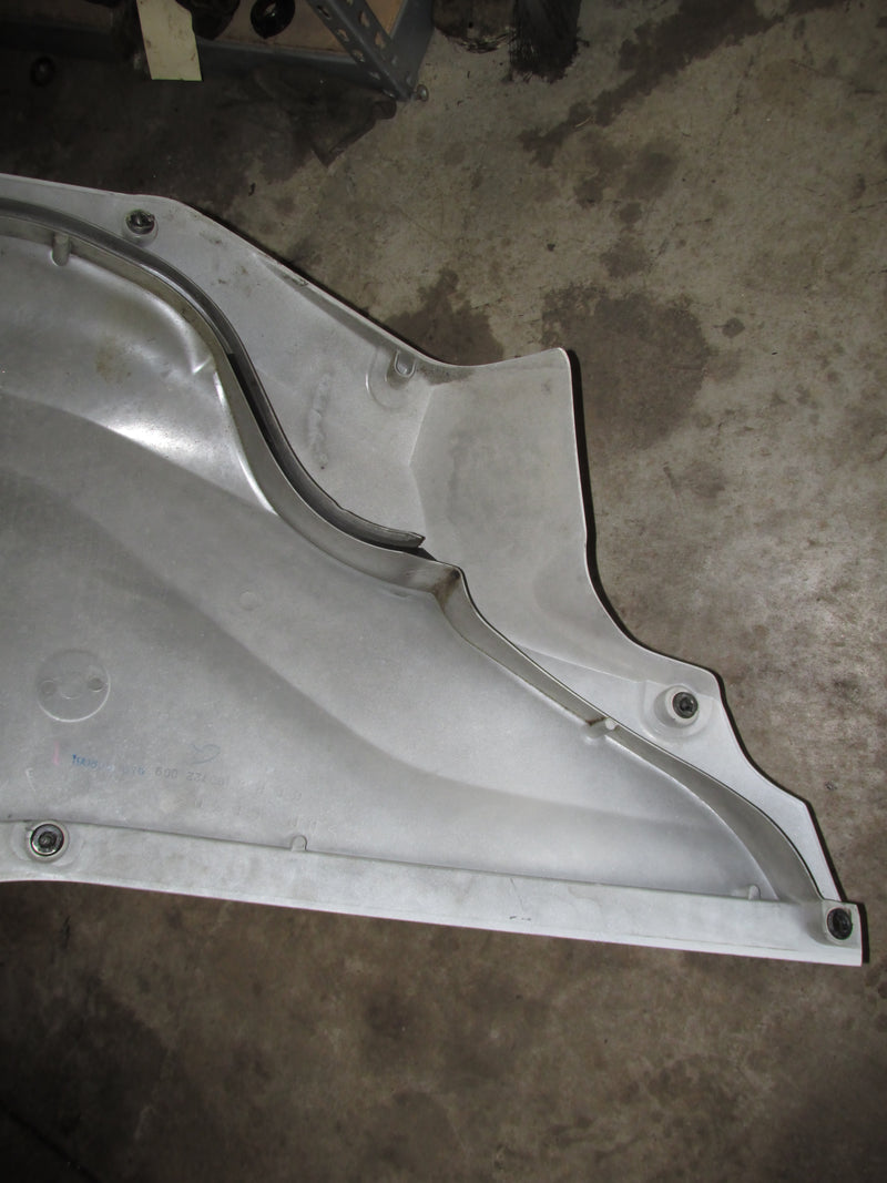 Yamaha 425hp XT0 V8 4 Stroke Outboard Starboard Side Cover (6GR-0)