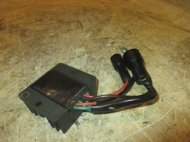 Yamaha 175hp 2 Stroke Carbureted outboard Rectifier Regulator (6R3-81960-10-00)