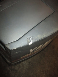 Load image into Gallery viewer, Yamaha 40hp 2 CYL 2 stroke Outboard Top Cowling
