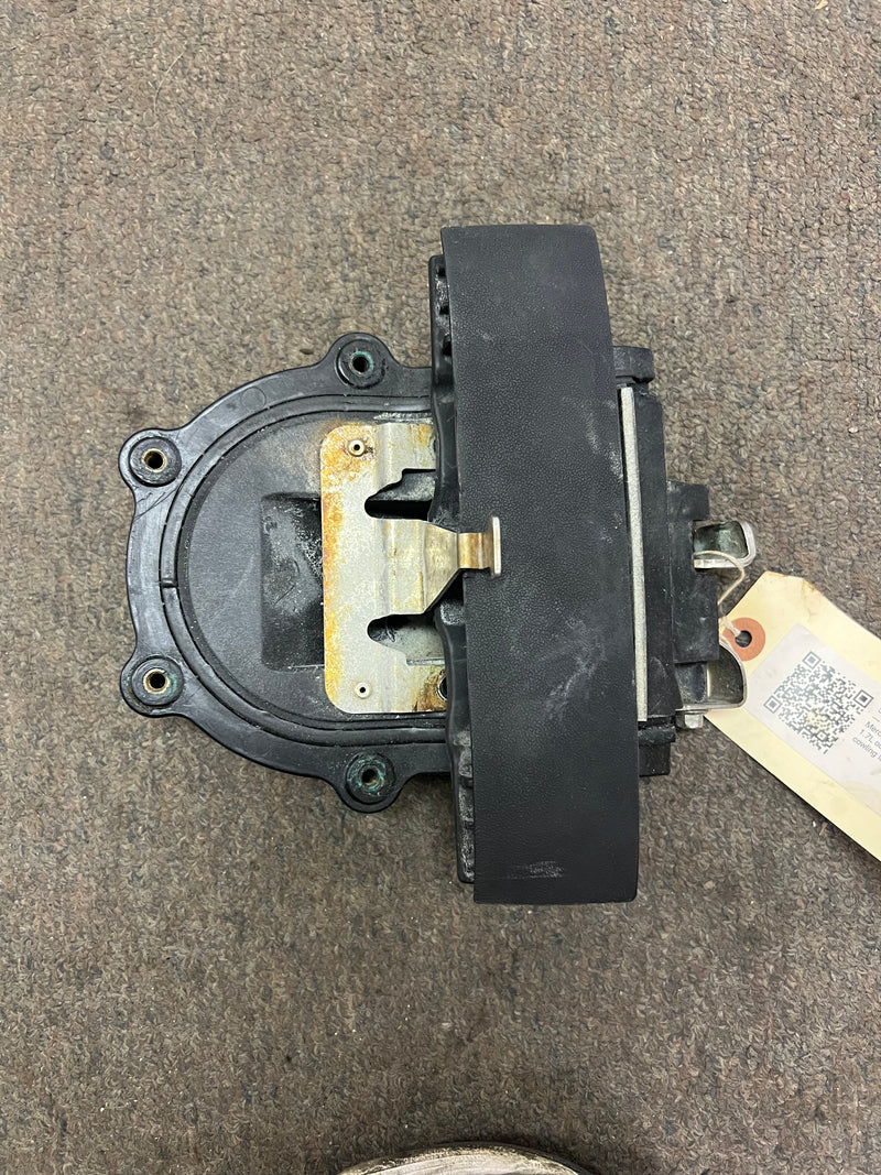 Mercury Verado 150hp 1.7L outboard rear cowling latch (896617