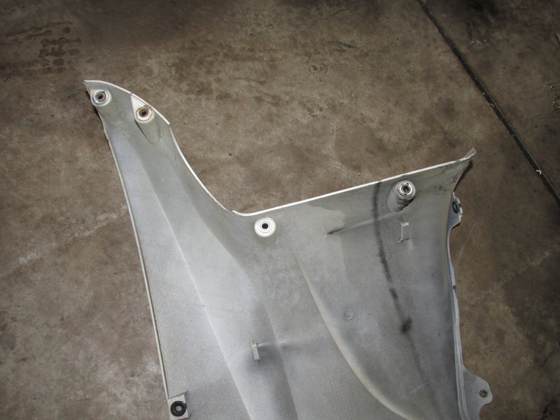 Yamaha 425hp XT0 V8 4 Stroke Outboard Starboard Midsection Cover