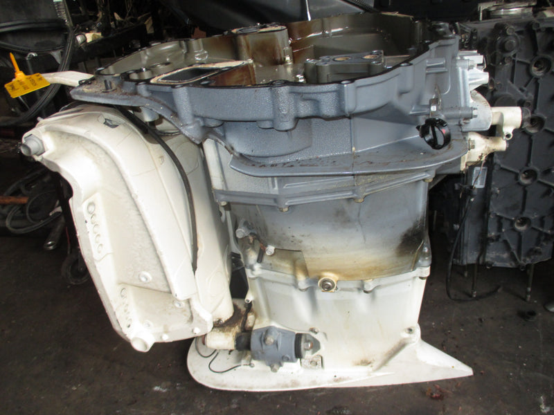 Suzuki DF225 225hp outboard 25" mid section