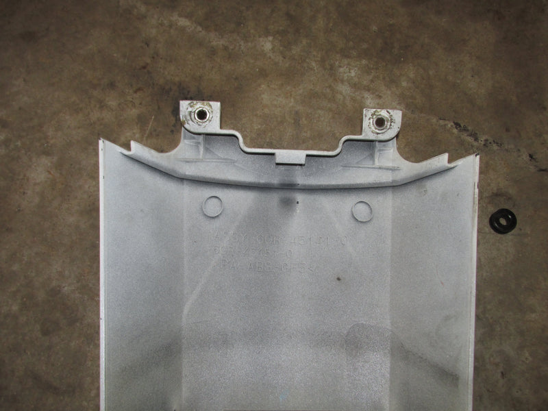 Yamaha 425hp XT0 V8 4 Stroke Outboard Cover (6GR-45151-0/6GR-45141-0)