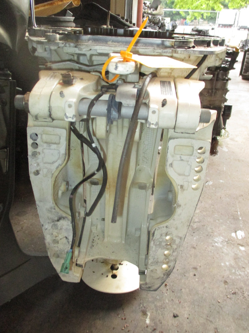 Suzuki DF225 225hp outboard 25" mid section