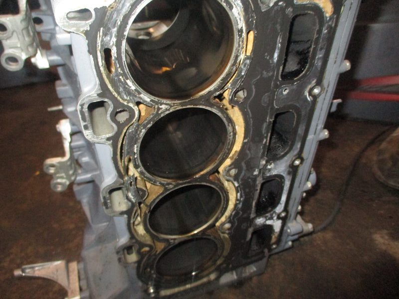 Yamaha 115hp 4 stroke outboard crankcase block