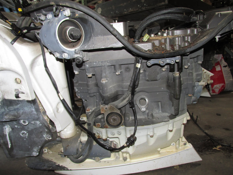 Yamaha 425hp XT0 V8 4 Stroke Outboard 25" Midsection