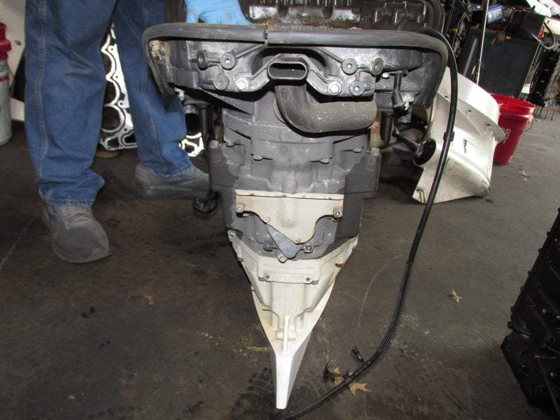 Yamaha 425hp XT0 V8 4 Stroke Outboard 25" Midsection