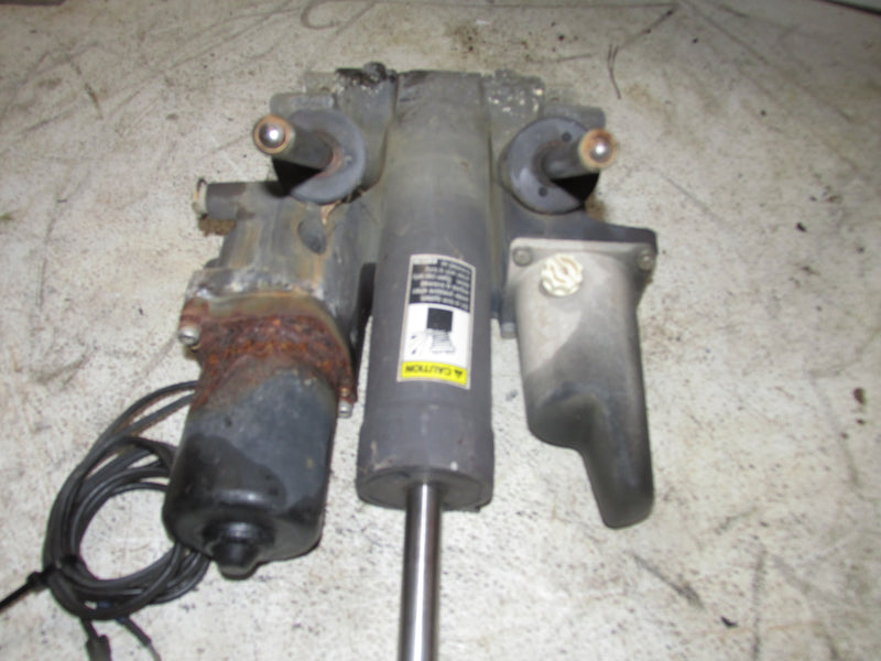 Mercury Optimax 135hp 2 Stroke Outboard Tilt Trim Unit (8M0231193)