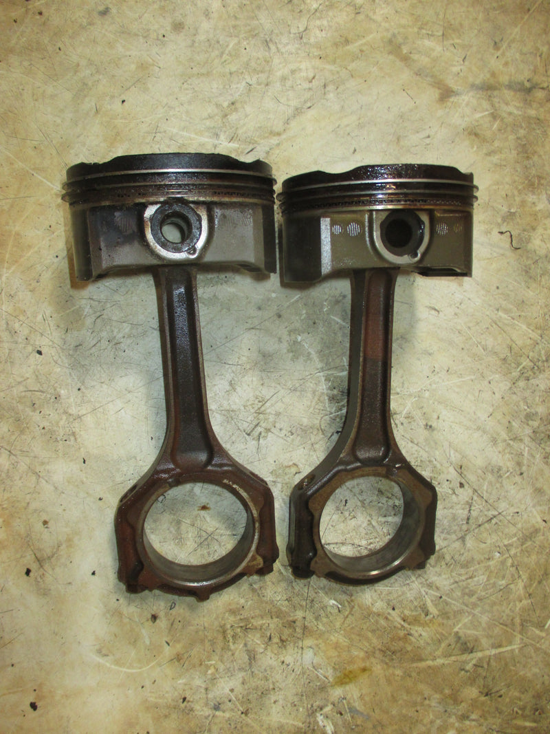 Yamaha 300hp 4 stroke 4.2L outboard piston and rod set of 2 (6CE-01)