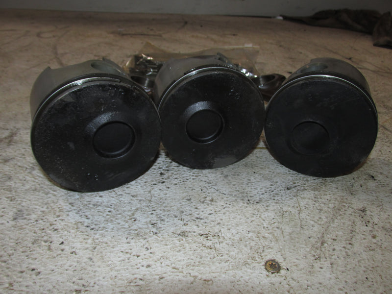 Mercury Optimax 135hp 2 Stroke Outboard Starboard Piston & Rod Set of 3