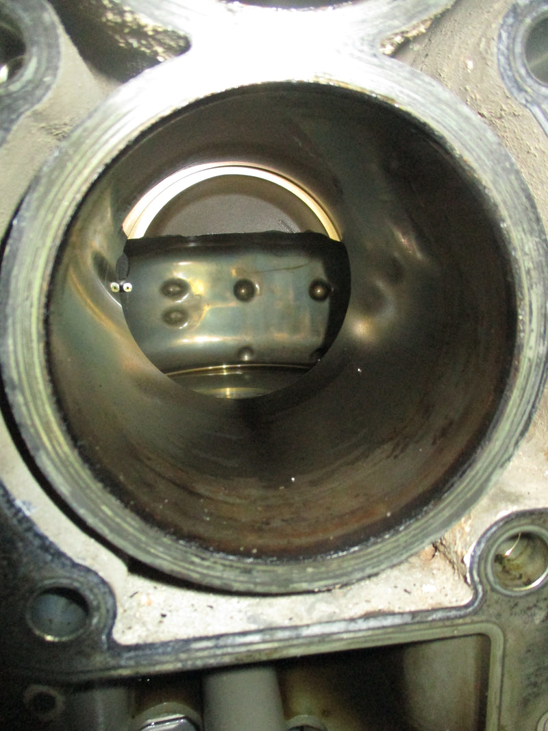 Johnson Suzuki 200hp 4 stroke outboard crankcase block READ DESCRIPTION