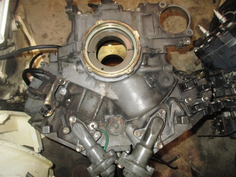 Johnson Suzuki 200hp 4 stroke outboard crankcase block READ DESCRIPTION
