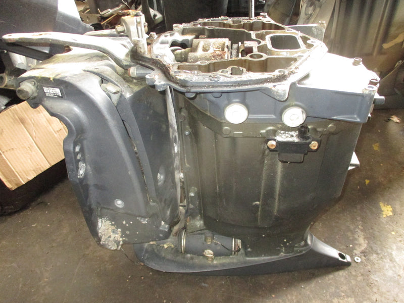 Yamaha 300hp 4 stroke 4.2L outboard 25 inch midsection