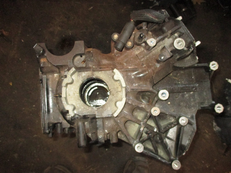Mercury optimax 225hp 3.0L outboard crankcase block (885-9811)