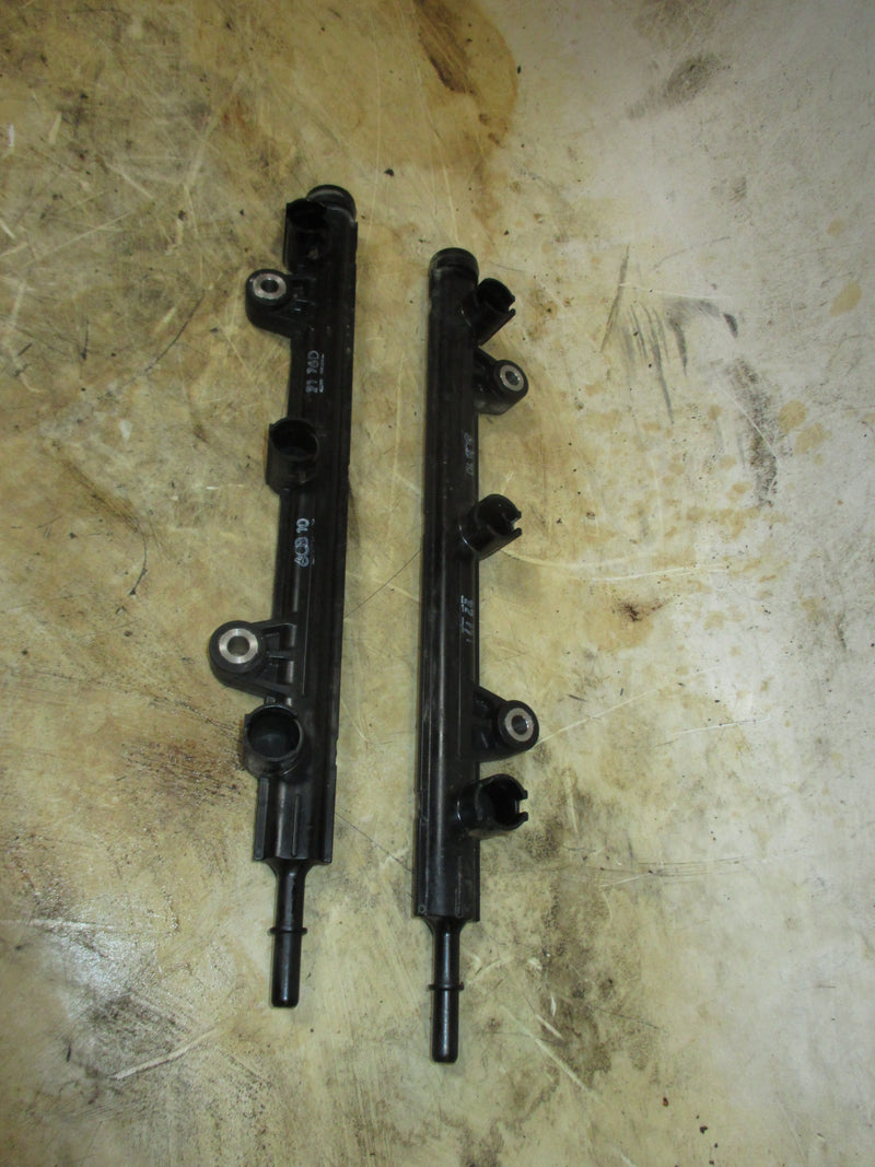Yamaha 300hp 4 stroke 4.2L outboard fuel rail set (6CB-24560-22)