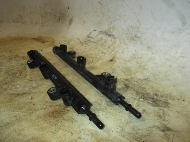 Yamaha 300hp 4 stroke 4.2L outboard fuel rail set (6CB-24560-22)