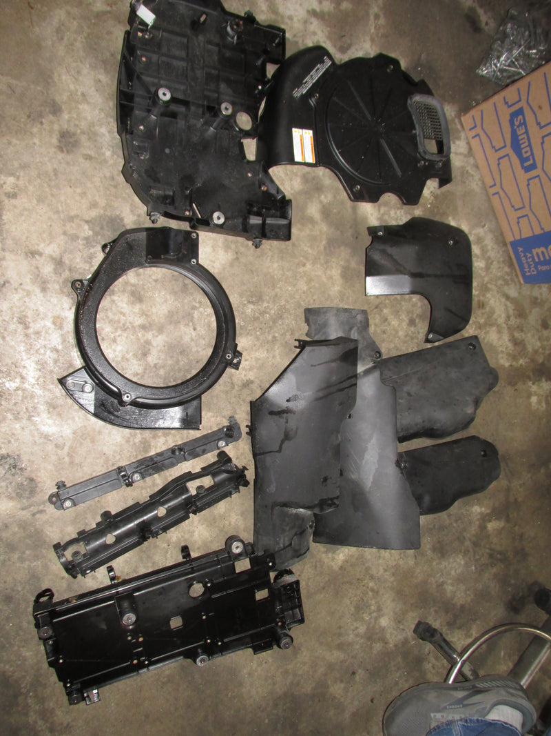 Yamaha 425hp XT0 V8 4 Stroke Outboard Misc. Plastic Covers / Holders