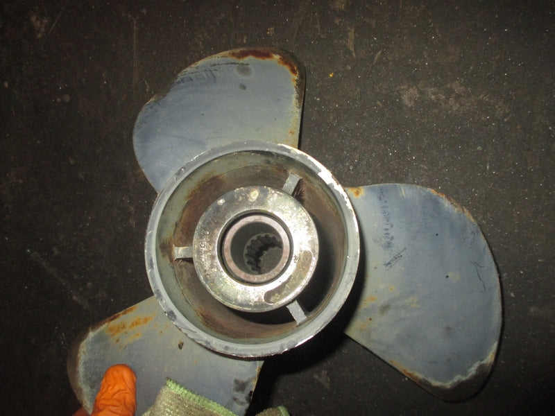 Yamaha 75-115hp outboard Painted steel propellor (13x17-K2)