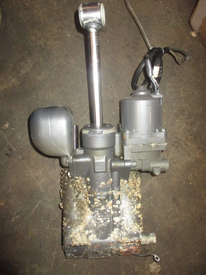 Yamaha 115hp 4 Stroke outboard Tilt Trim Unit