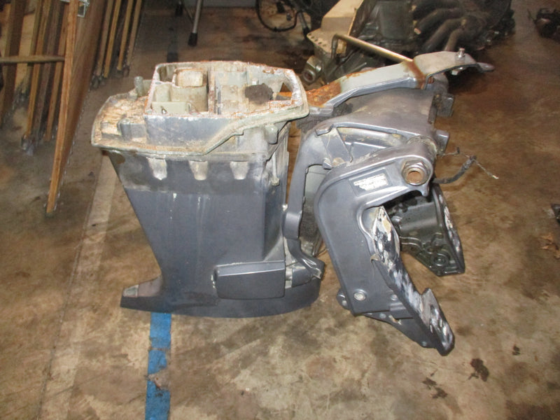 Yamaha 90hp 2 stroke outboard 20" shaft mid section
