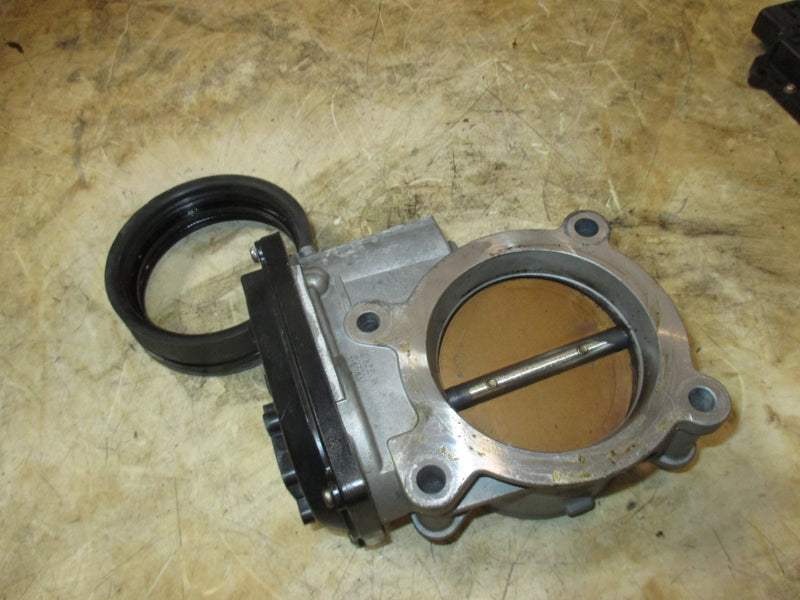 Yamaha 300hp 4 stroke 4.2L outboard throttle body (6CB-13751-10)