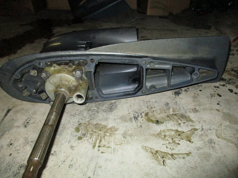 Yamaha 200hp 4 stroke 4 cylinder 25" lower unit