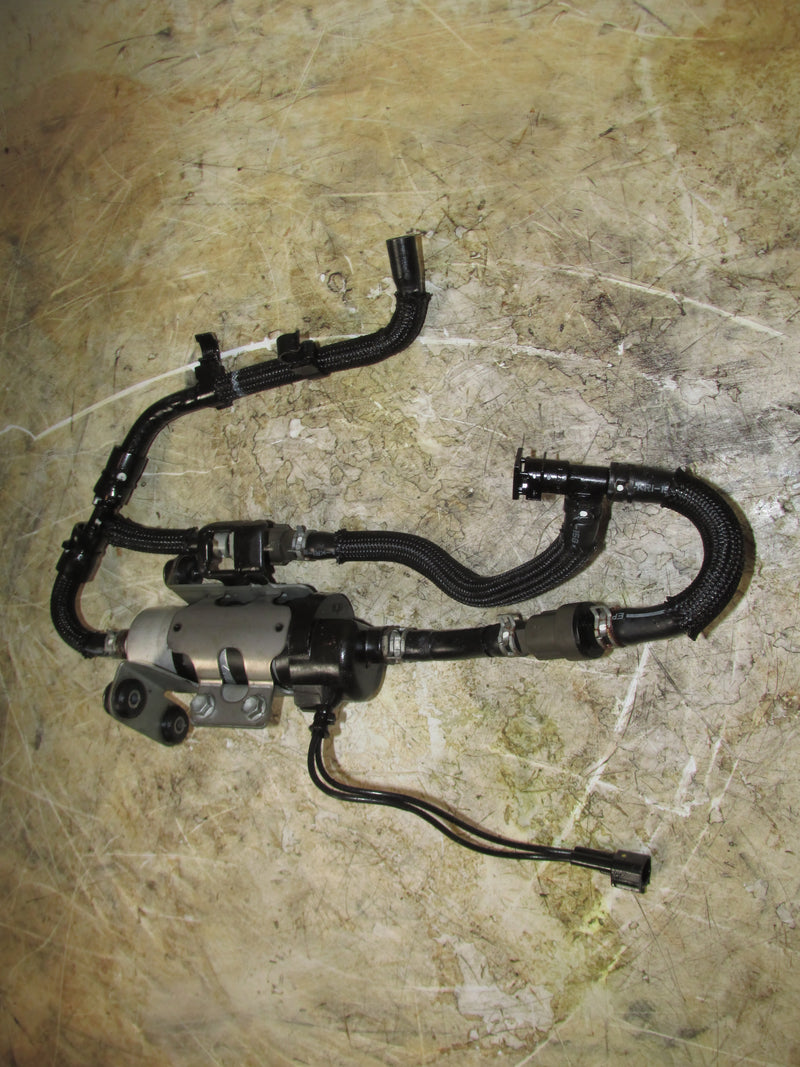 Yamaha 425hp XT0 V8 4 Stroke Outboard Low Pressure Electric Fuel Pump