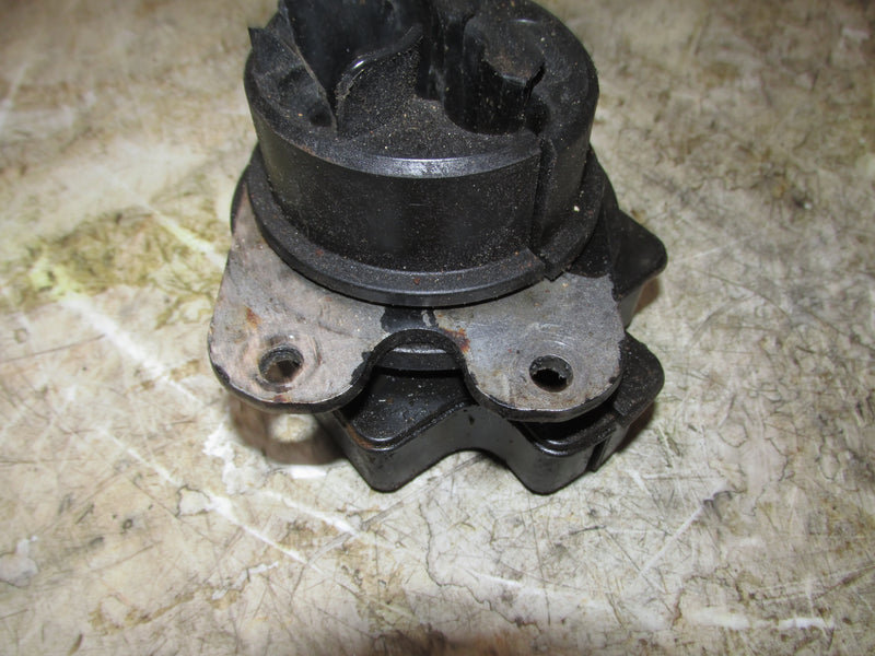 Yamaha 425hp XT0 V8 4 Stroke Outboard Rigging Grommet / Holder