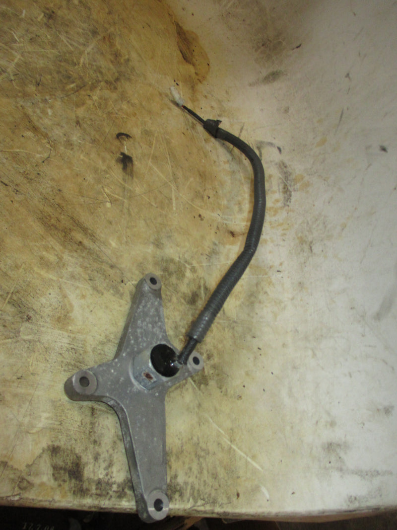 Yamaha 300hp 4 stroke 4.2L outboard knock sensor (6P2-85280-00)
